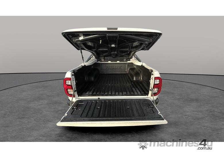 caption 2021 Toyota Hilux SR5 (4x4) Diesel Dual Cab Ute (Ex-Lease) (MY20)