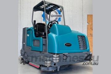 ( ) Tennant M30 Scrubber-Sweeper