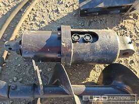 Unused Auger Driver to suit 0.8 - 1.2 Ton Excavator  - picture1' - Click to enlarge