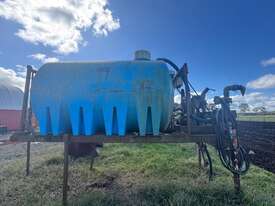 Volvo Tipper with slide in water tank - picture0' - Click to enlarge