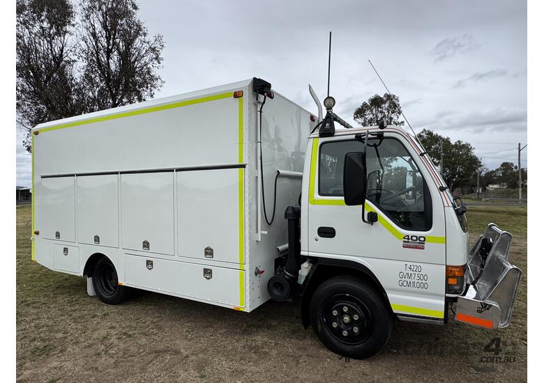 Isuzu NPR 400 Medium 4x2 Pantech Service Body Truck. Ex Rescue Squad.