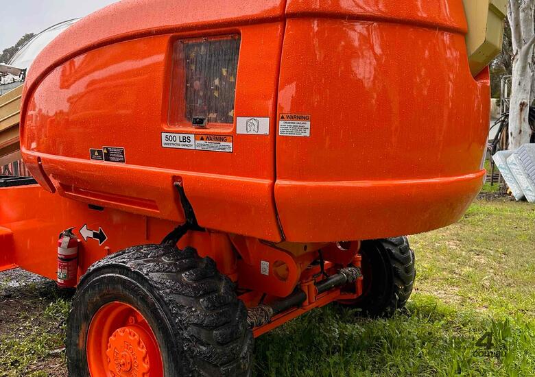 JLG 600S - 60ft 4x4 Telescopic Boom Lift image 4