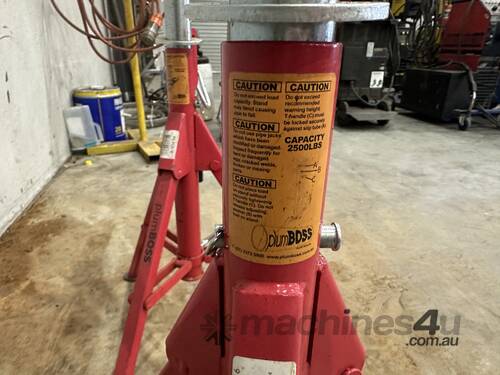 Folding Leg Pipe Stands