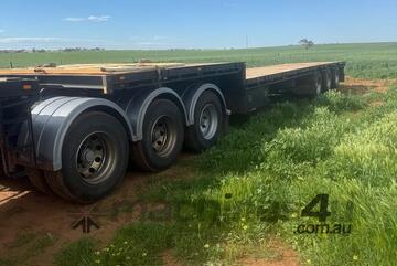 2004 Maxitrans A and B Double Trailers Black 2004 Maxitrans A and B Double Trailers Black