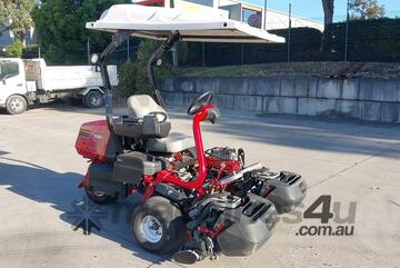Toro   Greensmaster 3370