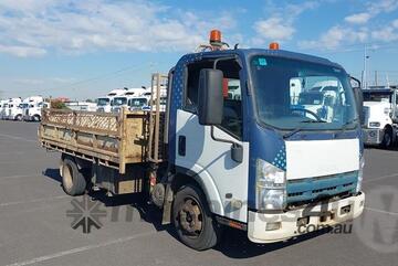 Isuzu   NPR Isuzu   NPR