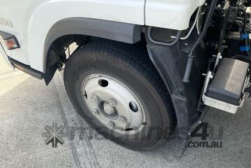 Isuzu 2024   NNR 45-150 Pantech