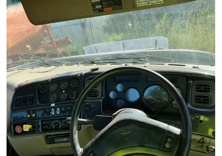 2003 Sterling Table Top