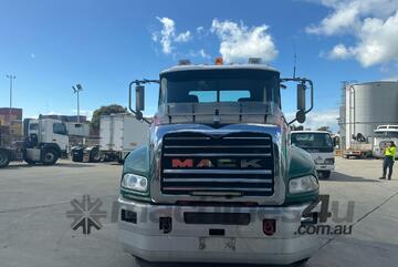 2013 Mack CMMT Granite Prime Mover