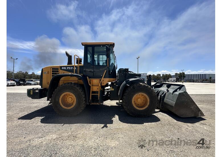 2023 Hyundai HL757-9 Articulated Wheel Loader