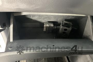 Nissan 2019   Navara RX Diesel