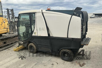 2006 MacDonald Johnston CN100 Street Sweeper