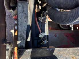 Toro Wheelmaster 323 Mini Digger - picture0' - Click to enlarge