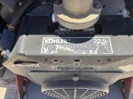 Toro Wheelmaster 323 Mini Digger - picture2' - Click to enlarge