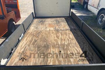 2019 Taylor Dunn BO-200-36 Electric Utility Vehicle