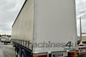 2009 Freighter Maxitrans ST-3 Curtainside B Trailer
