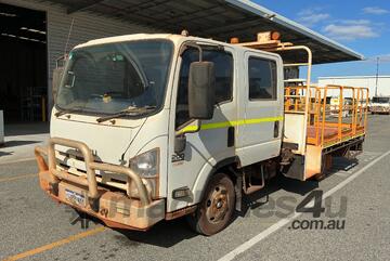 2014 Isuzu NNR 200 Crew Cab Tray Truck