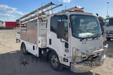 Isuzu   NLS
