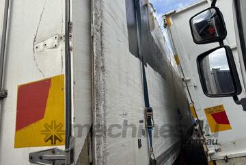 2013 FTE 3A Tri Axle Tri Axle Refrigerated Pantech Trailer