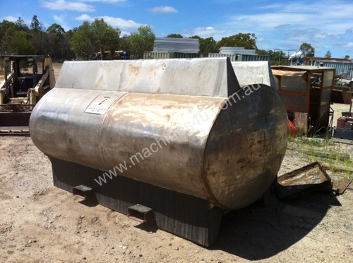 Stainless Steel 4,500L Tank