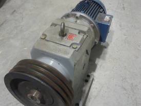 WEG Three phase 4  KW  Electric Motor & Bonfigliol - picture0' - Click to enlarge