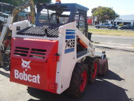 BOBCAT 743B - picture2' - Click to enlarge
