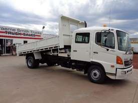 2005 Hino FD - picture0' - Click to enlarge