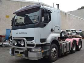 Mack QANTUM QH688RS - picture1' - Click to enlarge