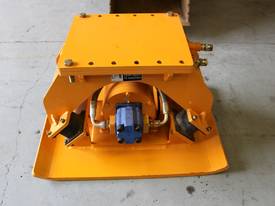 DNB PLATE COMPACTOR (16 - 25T) - picture0' - Click to enlarge