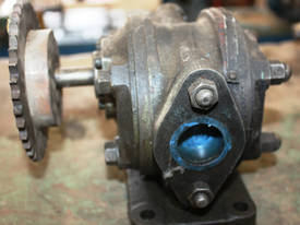 David Brown Roloid Gear Pump. 7H Rotor MAX - picture1' - Click to enlarge