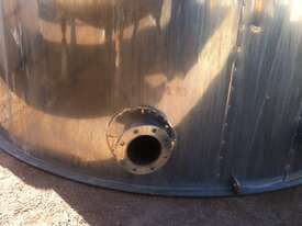 INSULATED STAINLESS TANK 33 KL - picture1' - Click to enlarge