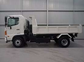 Hino FC 1022-500 Series Tipper Truck - picture0' - Click to enlarge