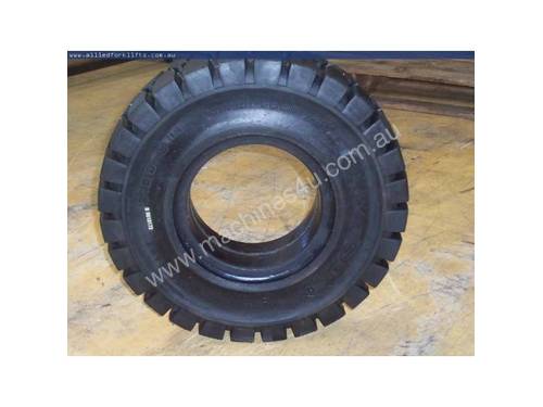 300X15 PUNCTURE PROOF FORKLIFT TYRE