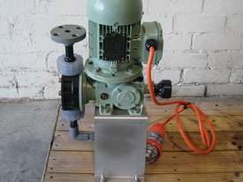 Chemical Dosing Metering Pump - picture0' - Click to enlarge