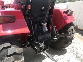 Mahindra 4025 4WD Loader with GP bucket - picture1' - Click to enlarge