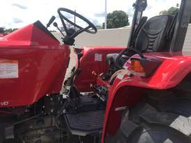 Mahindra 4025 4WD Loader with GP bucket - picture2' - Click to enlarge