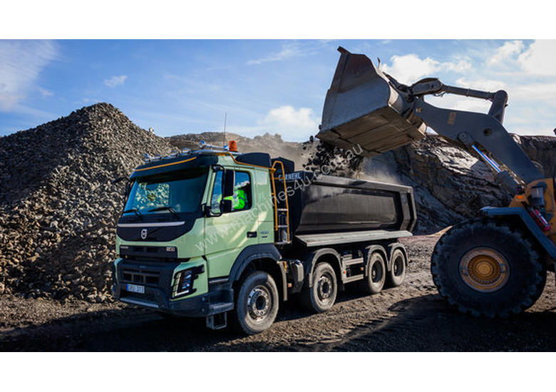 caption VOLVO FMX TIPPER