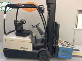 3 Wheel Battery Electric Counterbalance Forklift - picture0' - Click to enlarge