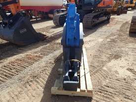 Hammer FH16 Concrete Pulverisor - picture1' - Click to enlarge