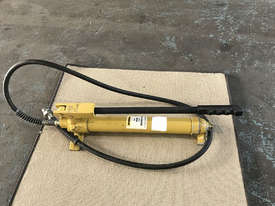 Enerpac Hydraulic Flange Spreader Model FS-56, 5 Ton Industrial Quality Tools - picture1' - Click to enlarge