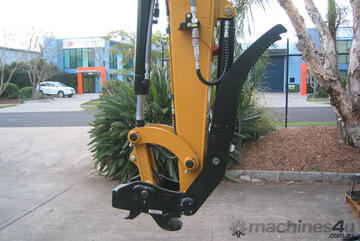 GARDNER ENGINEERING - 5 Tonne Hitch Pivot Thumb