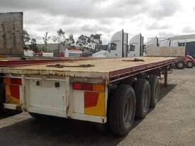 Lusty TRI Axle - picture0' - Click to enlarge