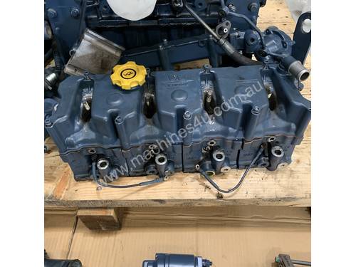 VM Motori Turbo Cylinder Head Assembly for D754TPE2 Diesel Engine | VM 10352102F