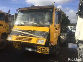 1995 Volvo FL7 - picture2' - Click to enlarge