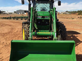 John Deere 6125M FWA/4WD Tractor - picture0' - Click to enlarge