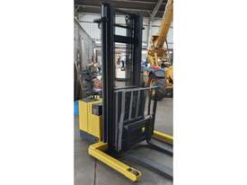 1.5T Sumi (4m Lift) Walkie Reach  24V Elec, HDR1.5 Forklift - picture1' - Click to enlarge