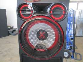 LG CK99 Xboom Hi-fi System - picture0' - Click to enlarge