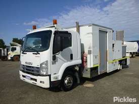 2011 Isuzu FRR600 Long - picture2' - Click to enlarge