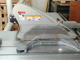 LMA Linea 3200M Sliding Table Panel Saw (3 Phase) - picture1' - Click to enlarge