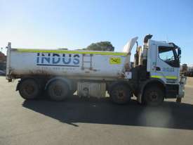 2004 MACK QANTUM QH788RS TIPPER - picture0' - Click to enlarge